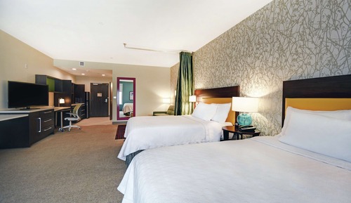 Studio, 2 Queen Beds, Accessible (Roll-In Shower, Mobility & Hearing)