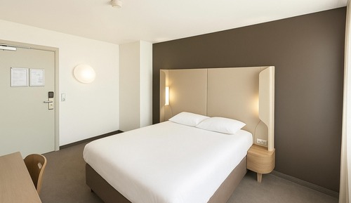 Standard Studio, 1 Queen Bed