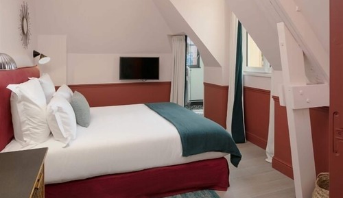 Classic Double or Twin Room, 1 Bedroom, Sea View (Main building)