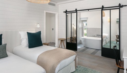 Deluxe Double or Twin Room, Partial Sea View (Poternes)