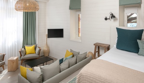 Superior Double or Twin Room, Partial Sea View (Poternes)