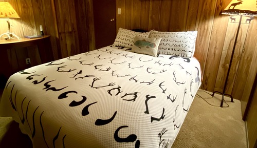 Classic Cabin, Multiple Beds, Non Smoking, Mountain View