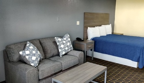 Economy Single Room, 1 King Bed, Non Smoking