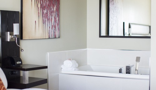 Signature suite 1 king bed