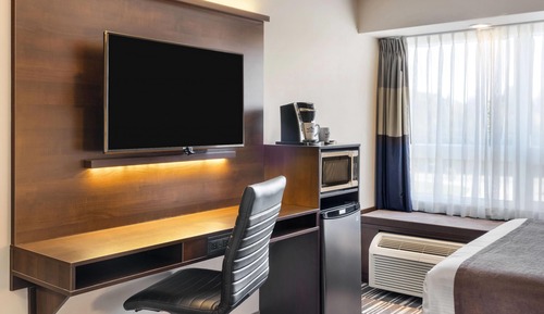 Room, 2 Queen Beds, Non Smoking