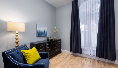 Comfort Room, 1 Queen Bed, Accessible
