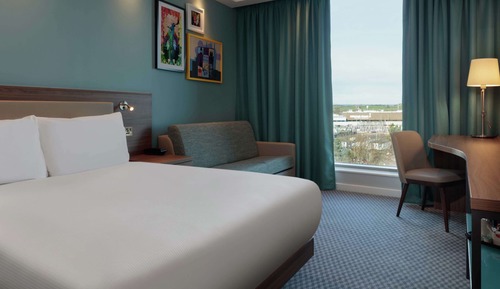 Family Room, 1 Queen Bed (Connecting Rooms)