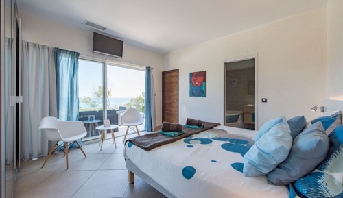 Deluxe Double Room, Sea View (Amber)