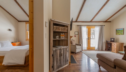 Deluxe Suite, Multiple Beds