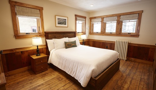 Comfort Room, 1 Queen Bed