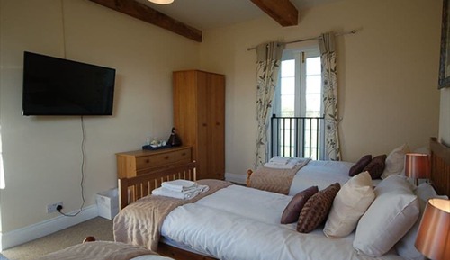 Basic Triple Room, Non Smoking