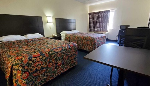 Double Room, 2 Double Beds