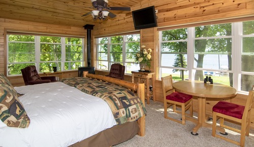 Deluxe Double Room, Ensuite, Lake View (Bay View Suite)