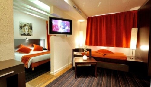 Privilege Room
