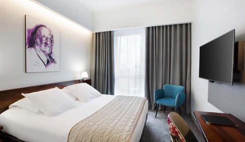 Standard Room, 1 Queen Bed, Non Smoking