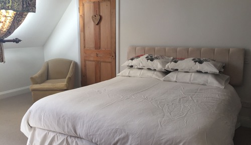 Deluxe Double Room, Bathtub