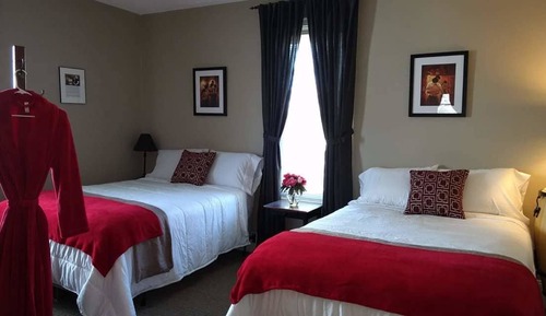 Basic Double Room, 2 Double Beds (Nick Carraway Room)