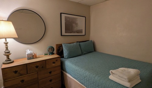 Basic Room, 1 Double Bed, Shared Bathroom