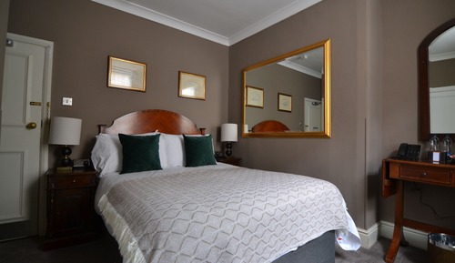 Classic Double Room (Small)
