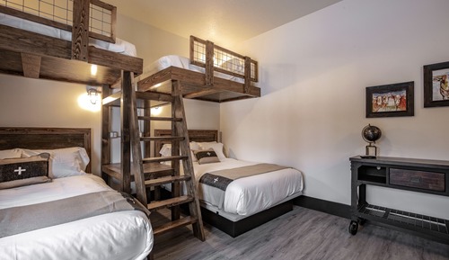 15 DoubleQueenBunks