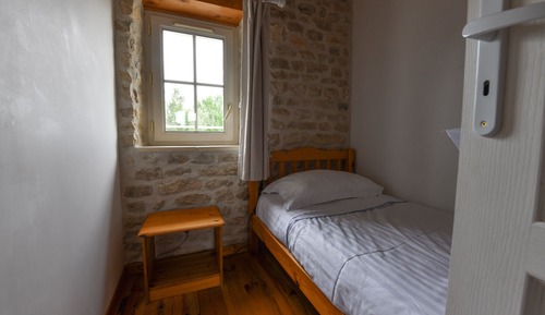 Standard House, 3 Bedrooms