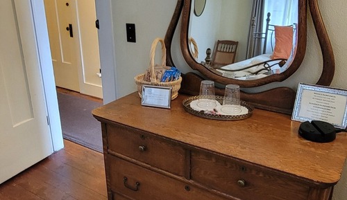 Traditional Single Room