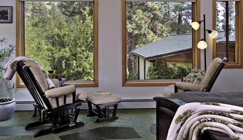 Deluxe Room, 1 King Bed, Garden View