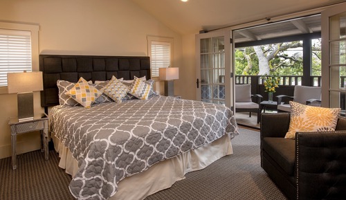 Luxury Studio, 1 King Bed, Non Smoking