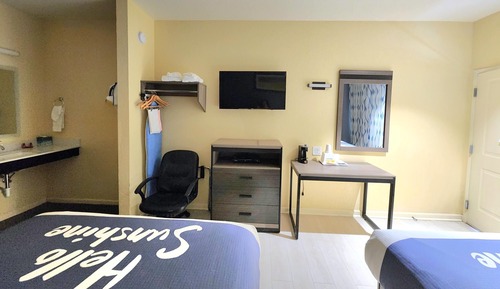 Room, 2 Queen Beds, Accessible, Non Smoking (Efficiency,Mob,Hear,Roll-In Shower)