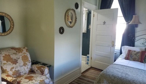 Standard Double Room, Ensuite (The Ophelia)