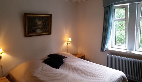 Deluxe Room, 2 Bedrooms, Ensuite (Mainhouse kirke)