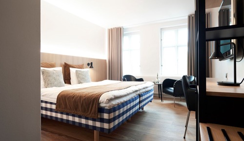 Double Room (Plus)