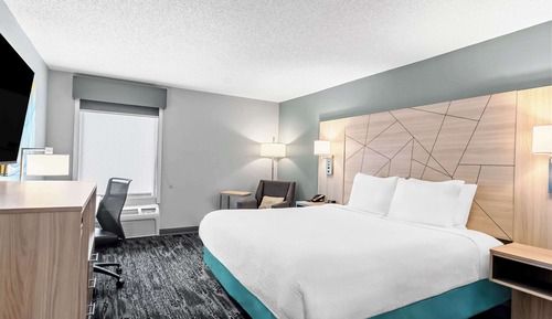 Standard Room, 1 King Bed, Non Smoking
