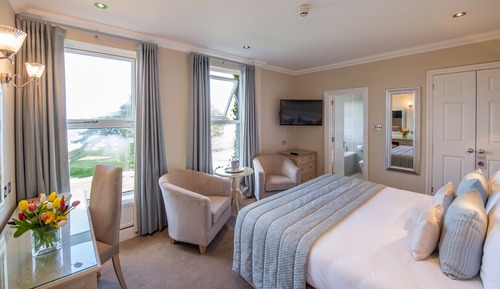 Double or Twin Convertible, Sea View