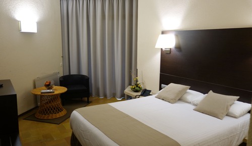 Double Room (with extra bed)