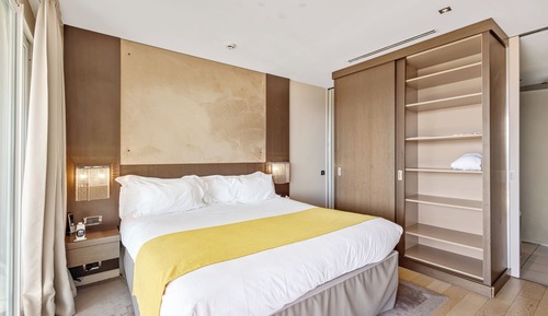 Executive Suite, 1 King Bed with Sofa bed, Golf View