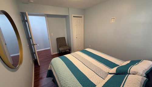 Newly Renovated 2 Bedroom Apartment
