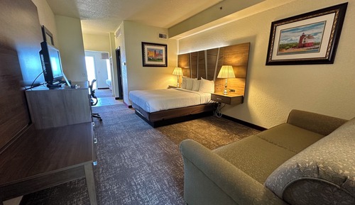 Economy Room, Multiple Beds, Courtyard View