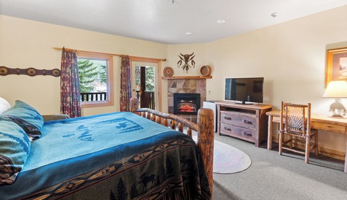 Standard King Room (2 guests max)
