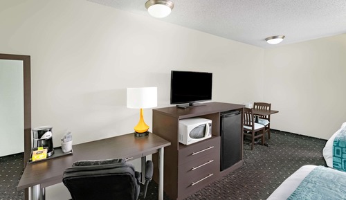 Room, 2 Queen Beds, Non Smoking