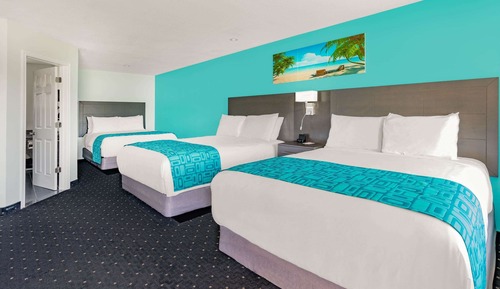 Suite, Multiple Beds, Non Smoking