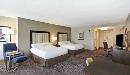 Room, 2 Queen Beds, Accessible, Bathtub (Mobility & Hearing)