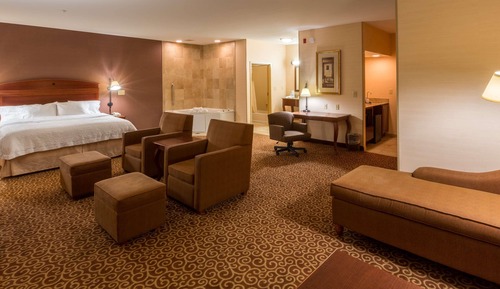 Suite, 1 King Bed, Non Smoking