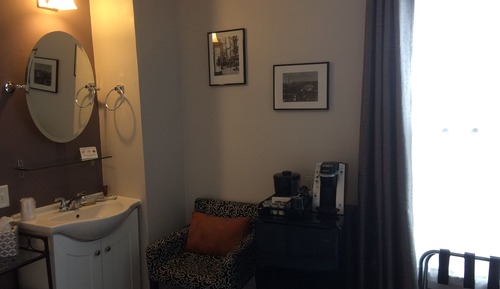 308 Heritage Park (Shared Bathroom)