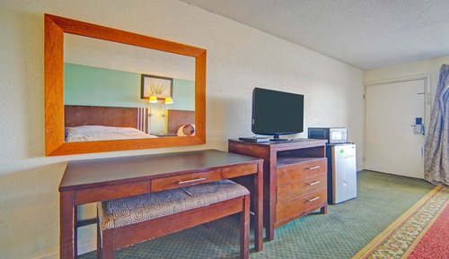 Room, 2 Queen Beds, Non Smoking