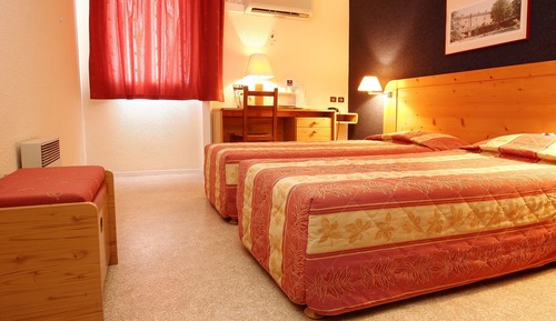 Basic Triple Room