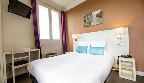 Standard Double Room, Garden View