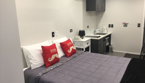 Studio, 1 Queen Bed, Mobility Accessible