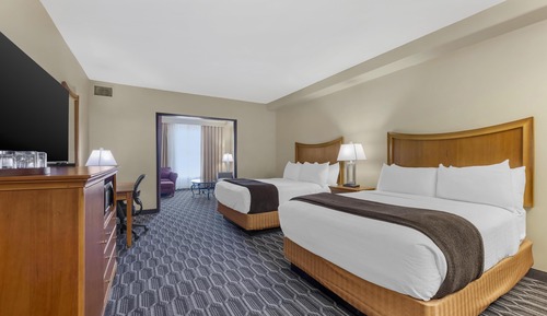 Suite, 2 Queen Beds, Non Smoking (Separate Living Room;with Sofabed)