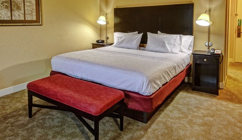 One king bed non smoking